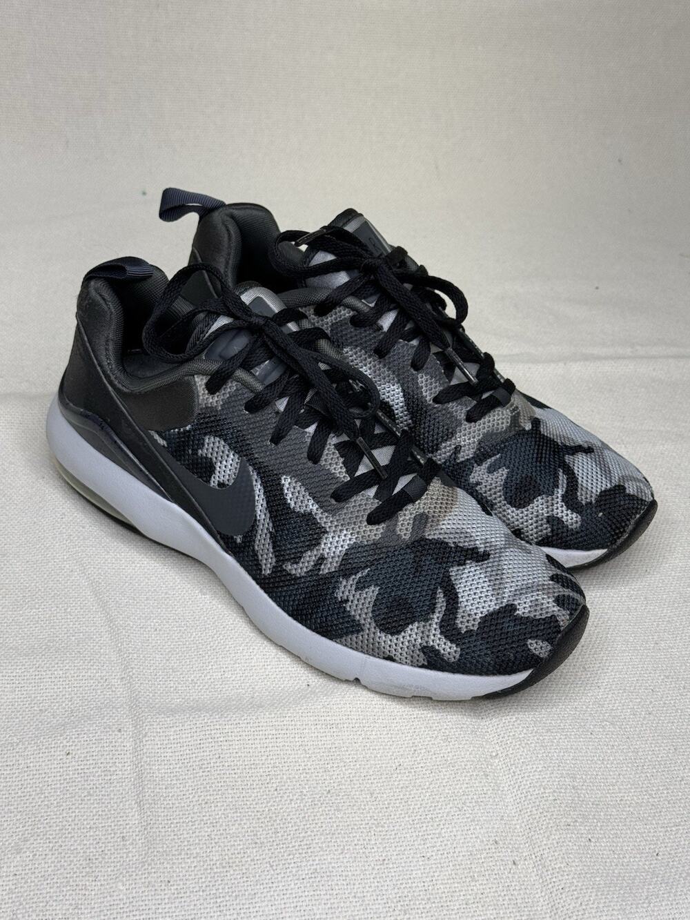 Nike Air Max Siren Womens Blue Gray Camouflage Print Athletic Running Shoes 7.5